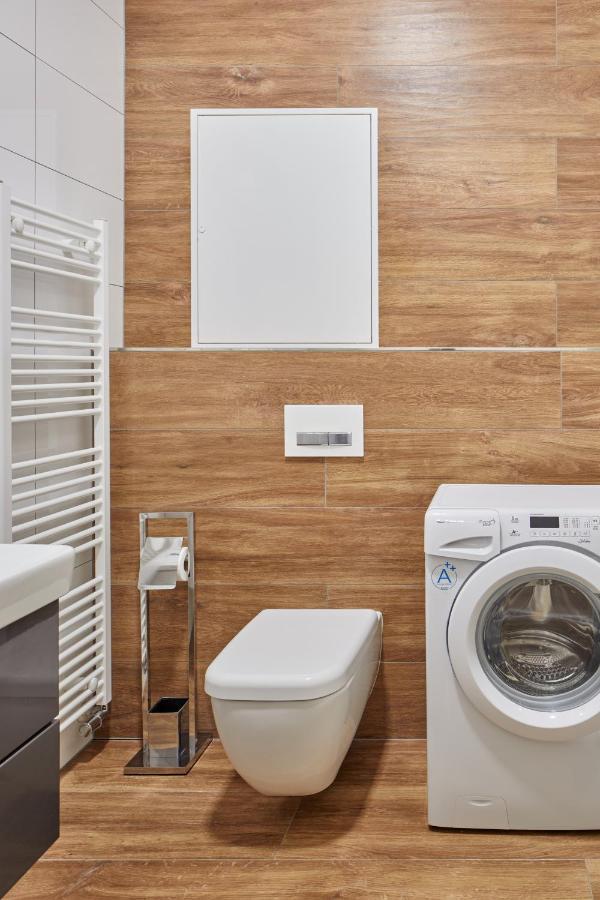 Deluxe Condo near Wenceslas Square by Prague Days Exterior foto